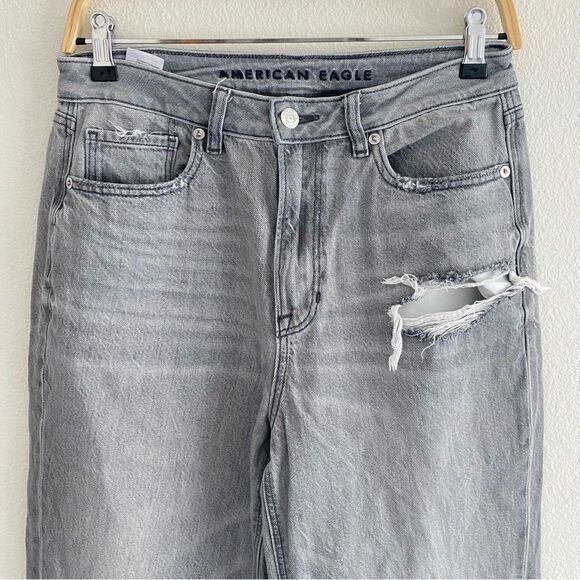 American Eagle Distressed Mom Grey Denim Jeans Size 6 - Picture 2 of 9